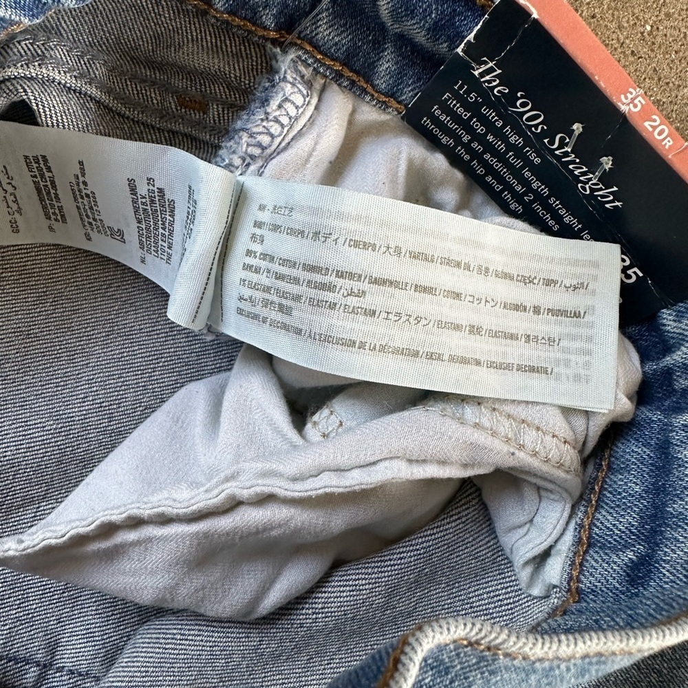 NWT A&F Curve Love The ‘90s Straight Ultra High Rise in Medium Wash Size 35|20L - Picture 13 of 13
